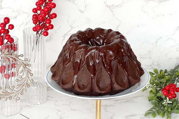 Little Recipes: Chocolate Bundt Cake