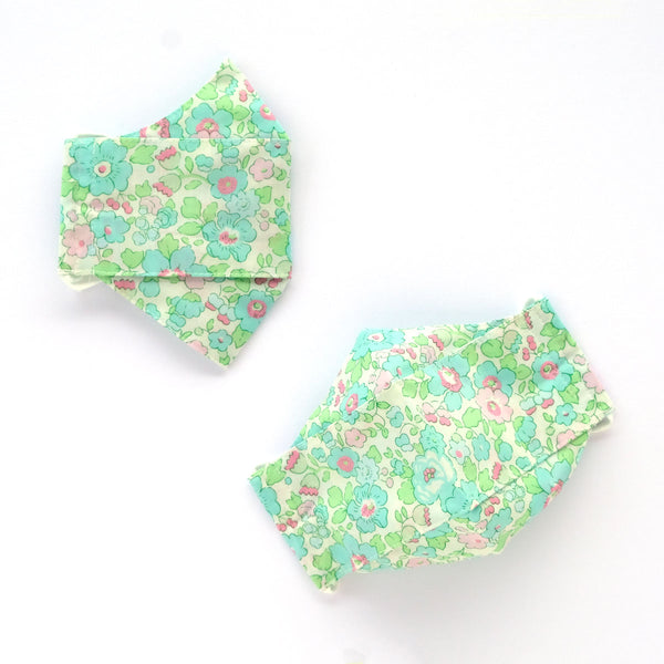 Perpetua Liberty Print Face Mask [ Size XL ]